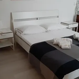 Apartment Manzoni 