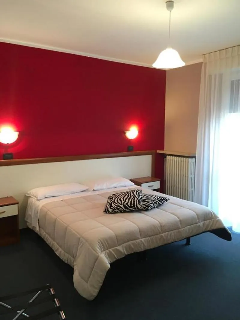 Hotel Cortina Garda