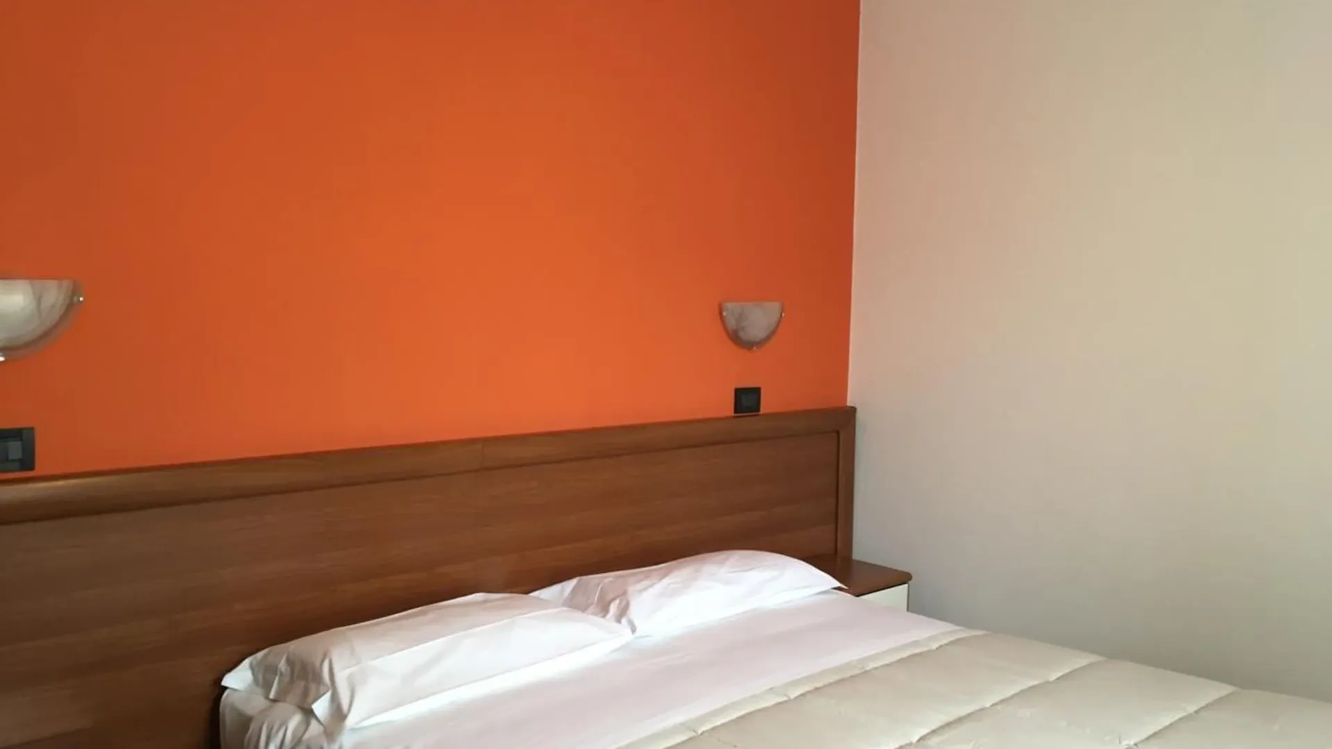 Hotel Cortina Garda